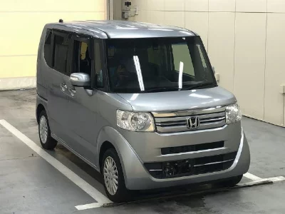HONDA N BOX +