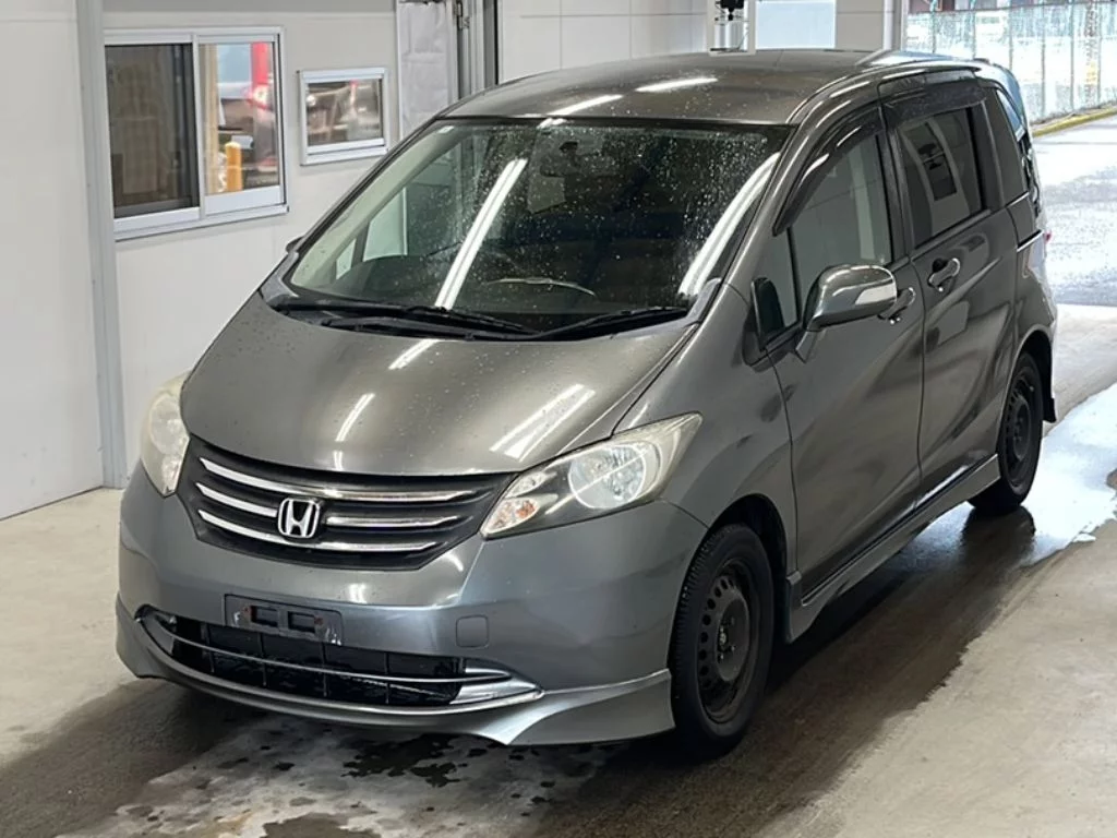 Honda Freed  с аукциона в Японии