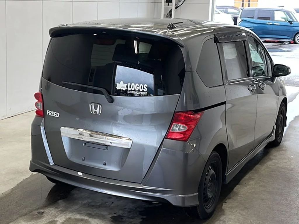 Honda Freed  с аукциона в Японии