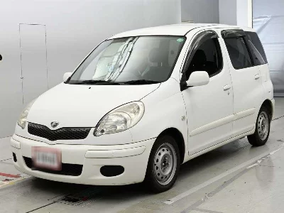 TOYOTA FUN CARGO