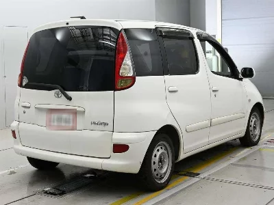 TOYOTA FUN CARGO