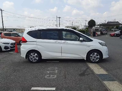 HONDA FREED HYBRID