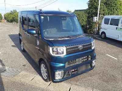 TOYOTA PIXIS MEGA