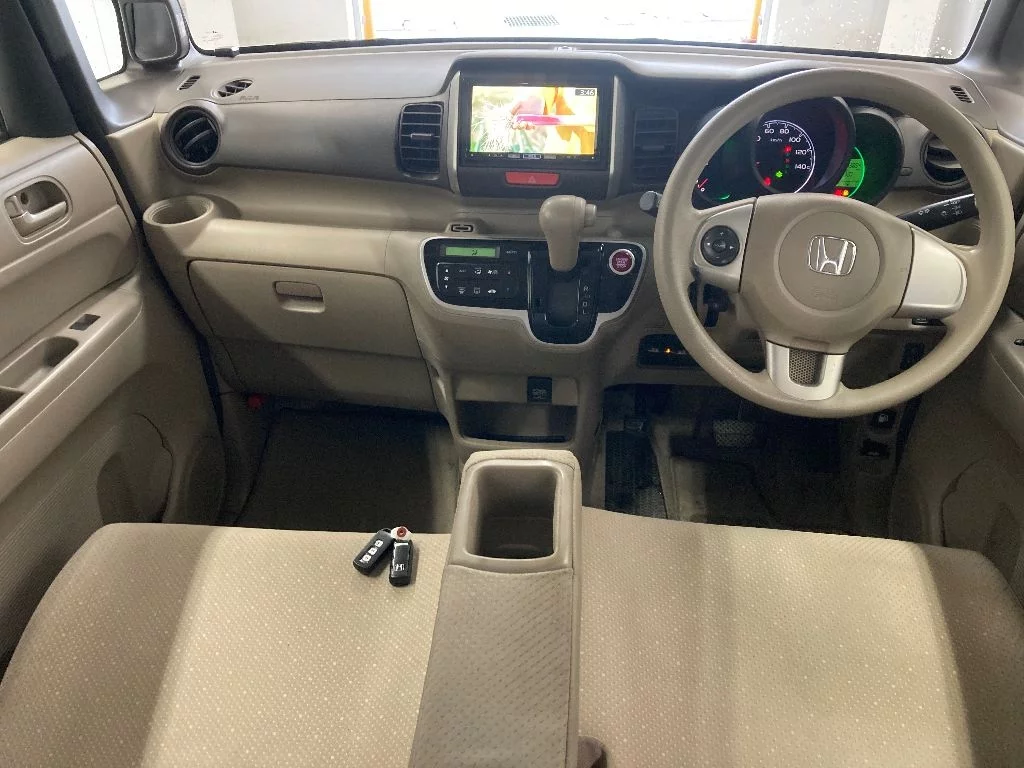 Honda N-Box  с аукциона в Японии