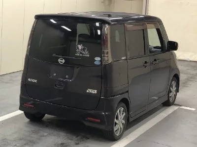 NISSAN ROOX