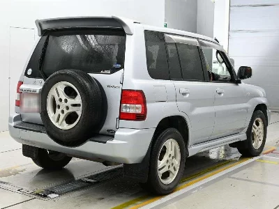 MITSUBISHI PAJERO IO