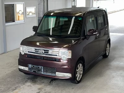 Toyota Pixis Space