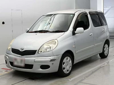 TOYOTA FUN CARGO