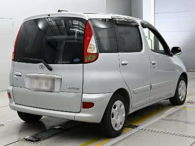 TOYOTA FUN CARGO