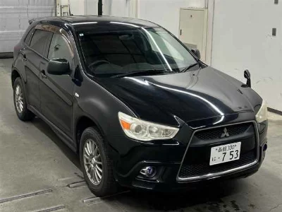 MITSUBISHI RVR