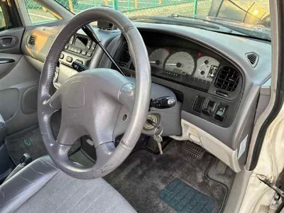 MITSUBISHI DELICA SPACE GEAR