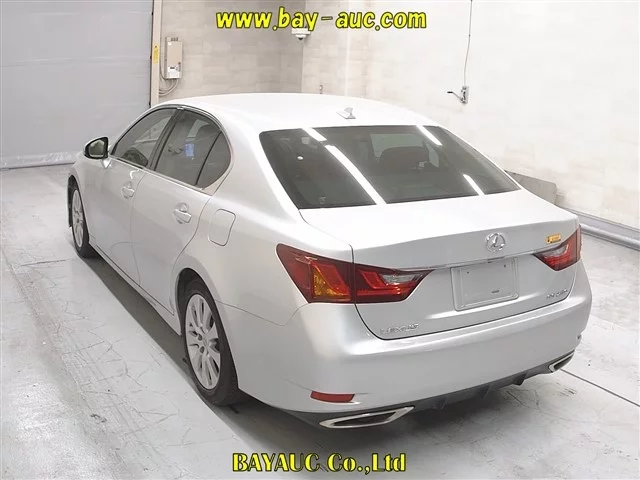 Lexus GS  с аукциона в Японии