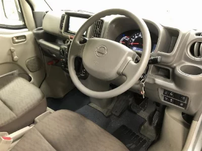 NISSAN NV100 CLIPPER