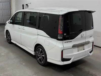 HONDA STEPWGN SPADA