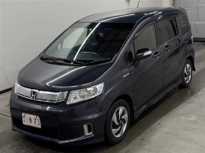 HONDA FREED SPIKE HYBRID