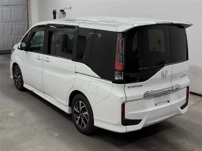 HONDA STEPWGN SPADA