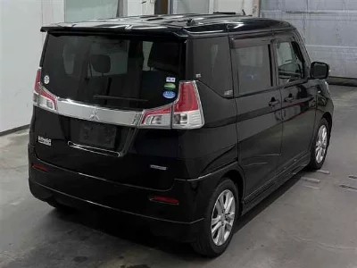 MITSUBISHI DELICA D:2