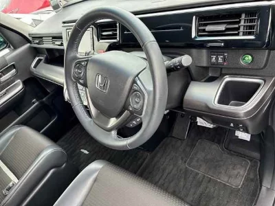 HONDA STEPWGN SPADA