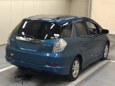 HONDA FIT SHUTTLE