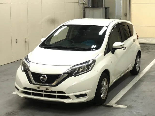 Nissan Note  с аукциона в Японии