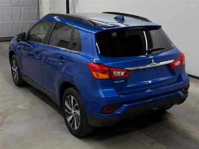 MITSUBISHI RVR