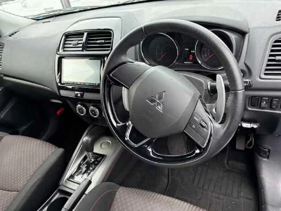 MITSUBISHI RVR