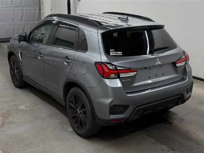 MITSUBISHI RVR