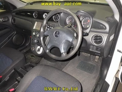 MITSUBISHI AIRTREK