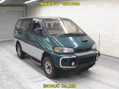 MITSUBISHI DELICA SPACE GEAR