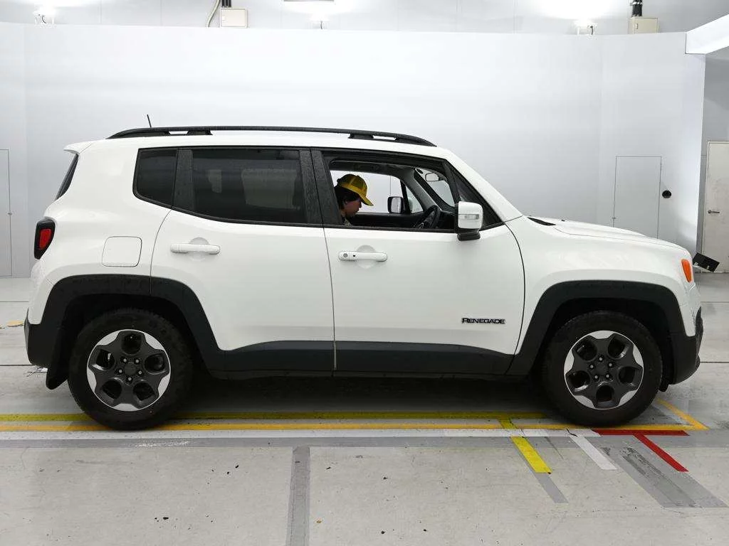 Jeep Renegade  с аукциона в Японии
