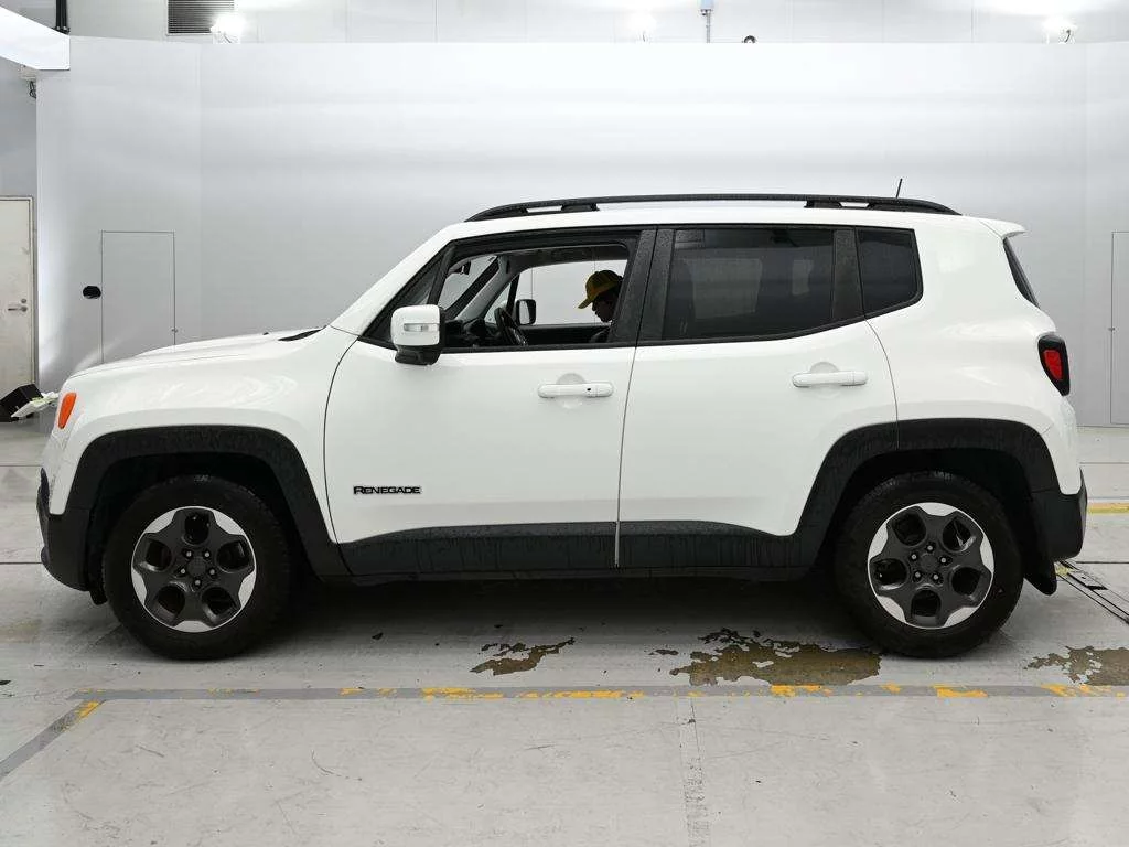 Jeep Renegade  с аукциона в Японии