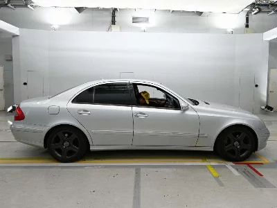 MERCEDES BENZ E CLASS