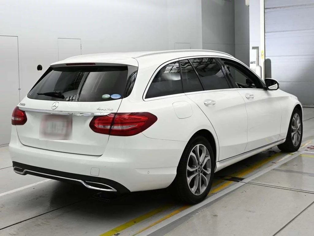 Mercedes-Benz C-Class  с аукциона в Японии