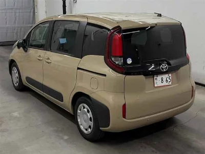 TOYOTA SIENTA
