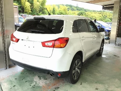 MITSUBISHI RVR