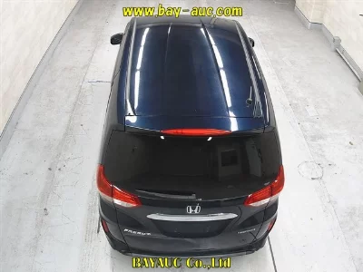 HONDA FREED + HYBRID