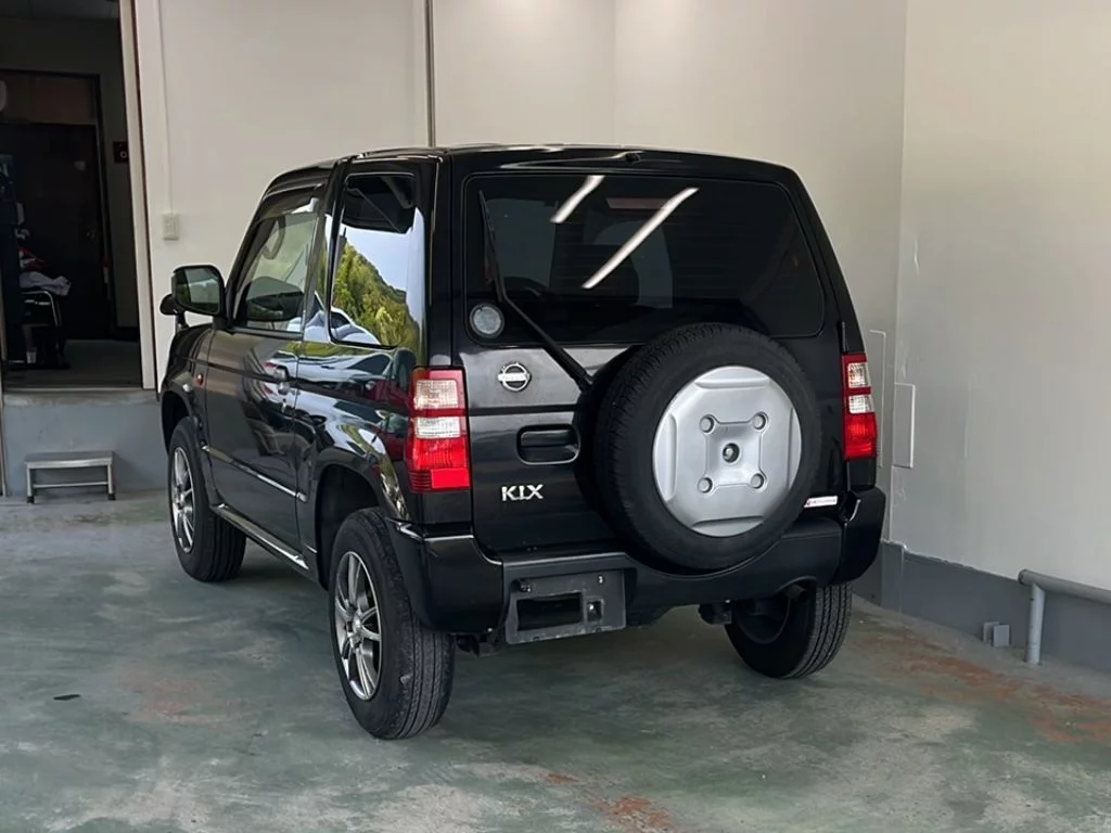 Nissan Kix  с аукциона в Японии
