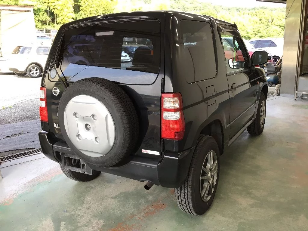 Nissan Kix  с аукциона в Японии