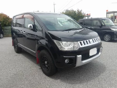 MITSUBISHI DELICA D:5
