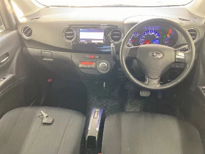 SUBARU LUCRA CUSTOM