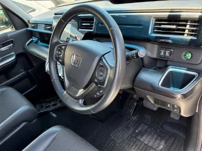 HONDA STEPWGN SPADA