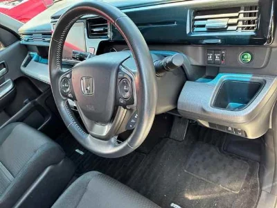 HONDA STEPWGN SPADA