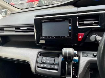 HONDA STEPWGN SPADA