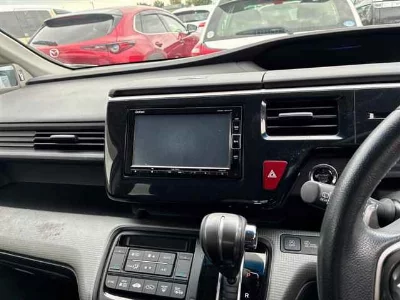 HONDA STEPWGN SPADA