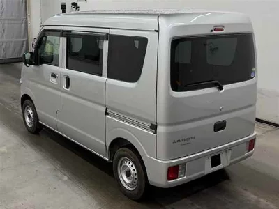 MITSUBISHI MINICAB