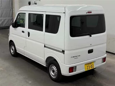 MITSUBISHI MINICAB