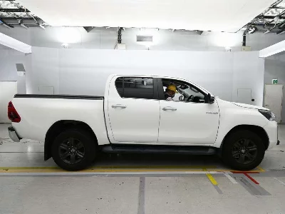 TOYOTA HILUX PICK UP
