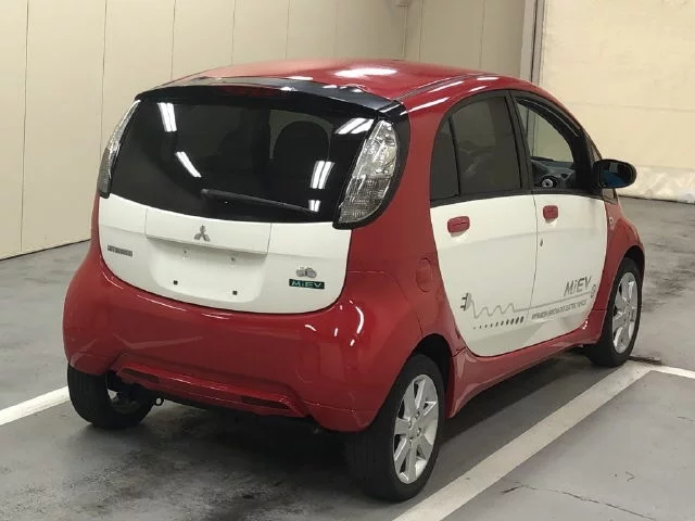 Mitsubishi i-MiEV  с аукциона в Японии