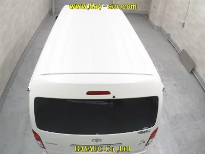 TOYOTA HIACE WAGON