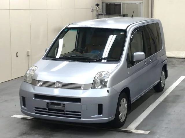 Honda Mobilio  с аукциона в Японии